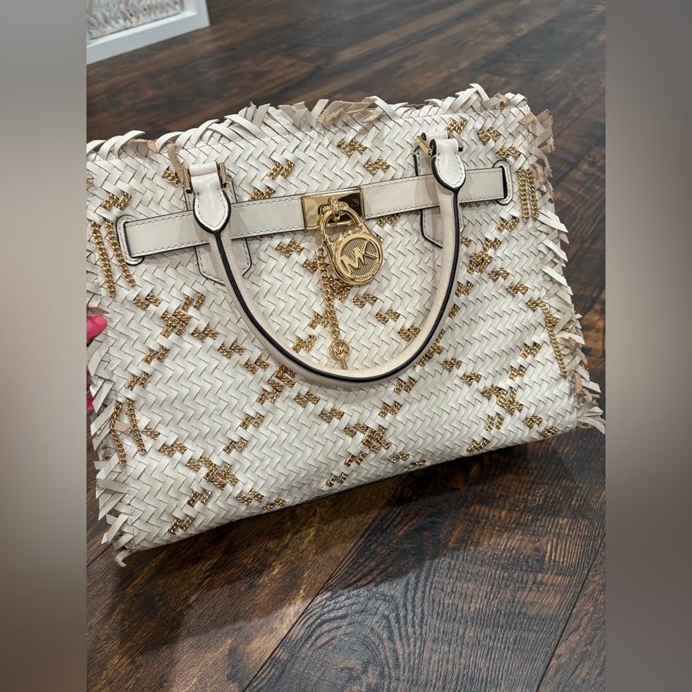 Michael Kors Hamilton woven EUC - Picture 2 of 14
